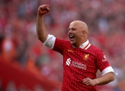 开云体育官网-利物浦主帅赞扬红军年轻球员表现