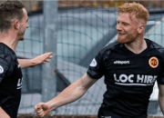 开云足球直播-约翰斯通球员在比赛中表现低迷，受到批评和质疑的简单介绍