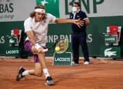 开云体育中国官网-包含西班牙网球队绝地反击德国网球队，西西帕斯爆发神勇的词条