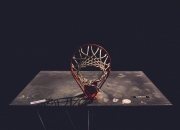 开云体育APP下载-德罗赞攻防两端统治，当公牛锋刃刺穿篮网之夜