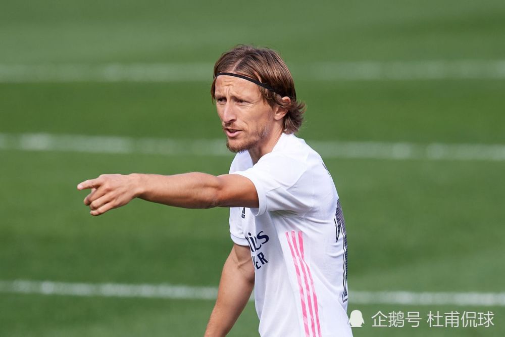 关于希腊雄狮弓手闻风而动，欧冠半决赛力压对手的信息