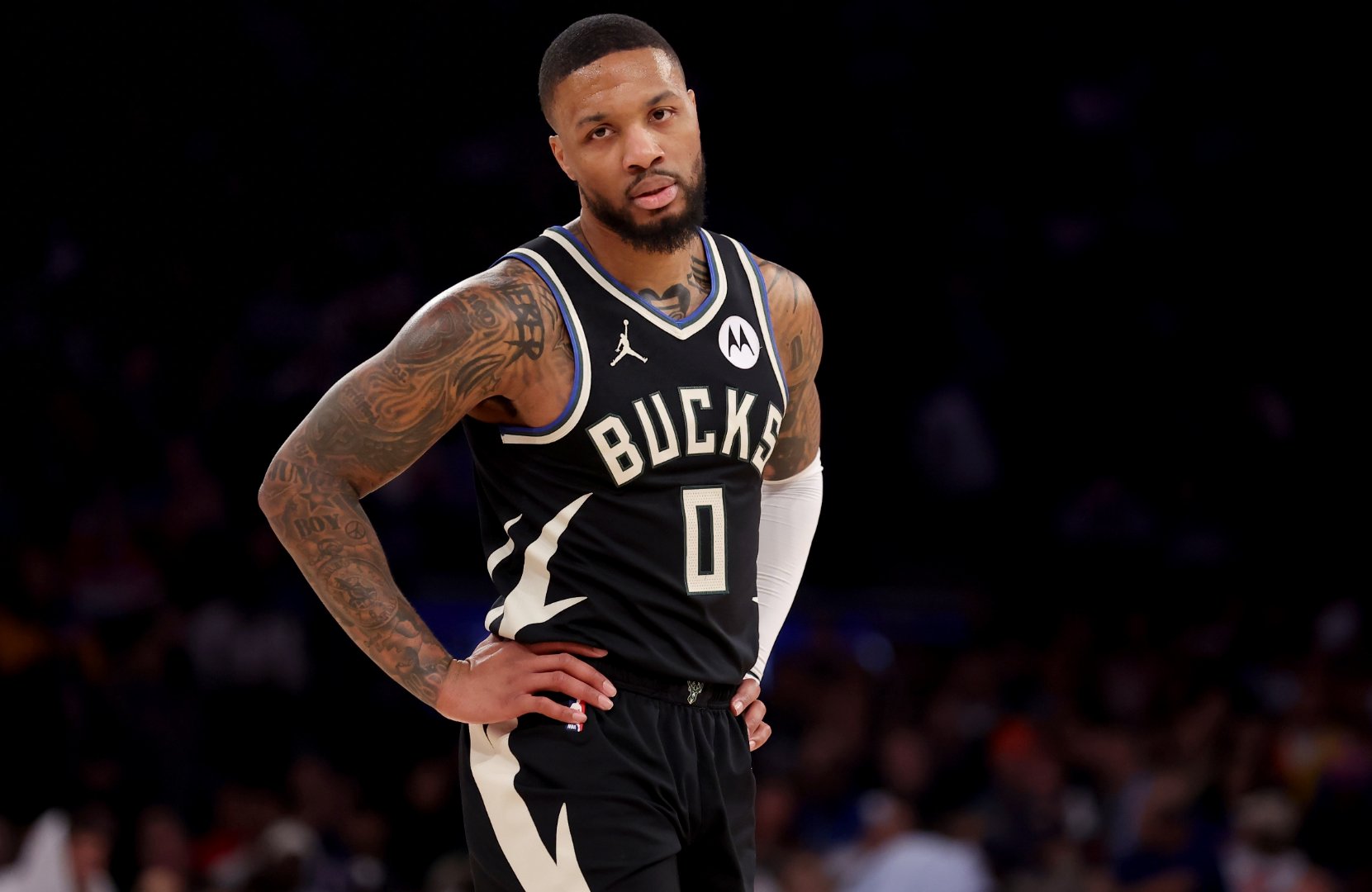 雄鹿主场失利，遗憾败给对手的简单介绍