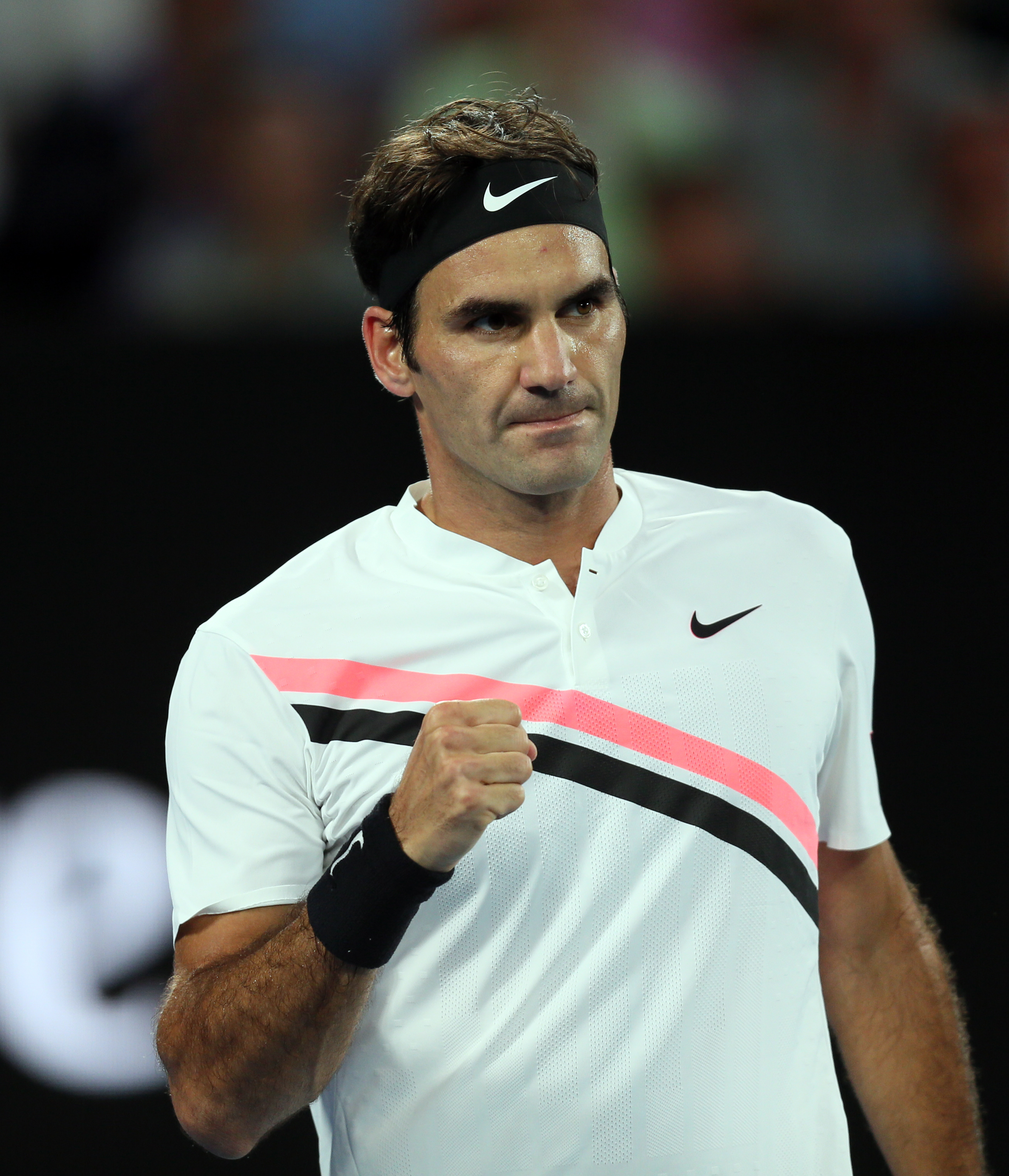 西班牙网球队翻盘澳大利亚网球队,费德勒打破历史纪录的简单介绍 西班牙网球队翻盘澳大利亚网球队,费德勒打破历史纪录的简单介绍