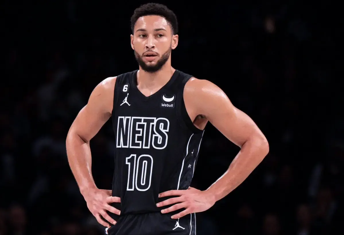 南韩男篮强势雄鹿B队，西蒙斯惊艳世界