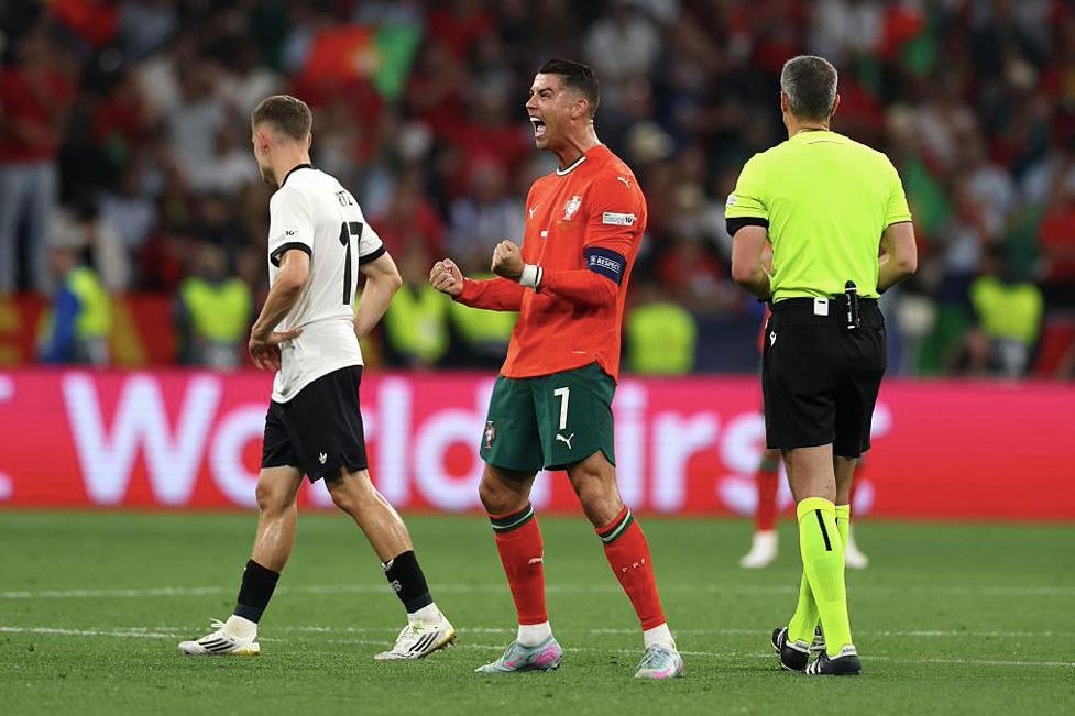 关于蓄势待发,欧洲国家足球比赛震撼开幕的信息 关于蓄势待发,欧洲国家足球比赛震撼开幕的信息