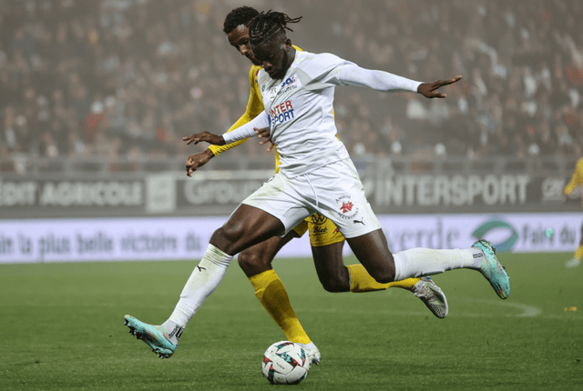 梅斯客场绝杀阿米恩，取得关键三分