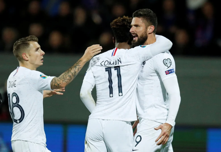 包含德国客场一球小胜罗马尼亚，欧预赛战绩领先强劲的词条