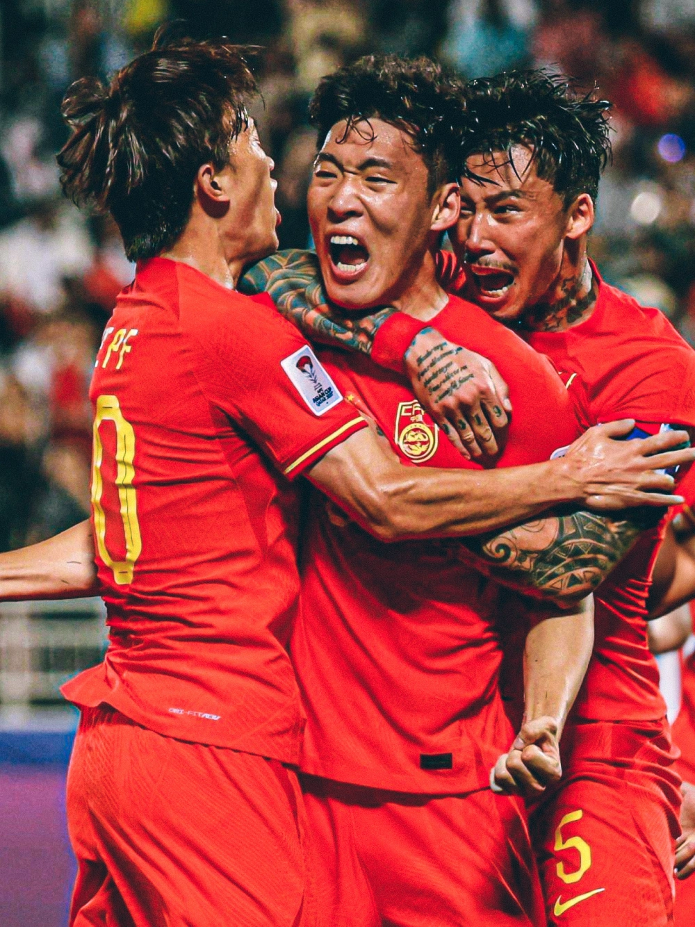 关于中国足球近期备受关注的话题的信息