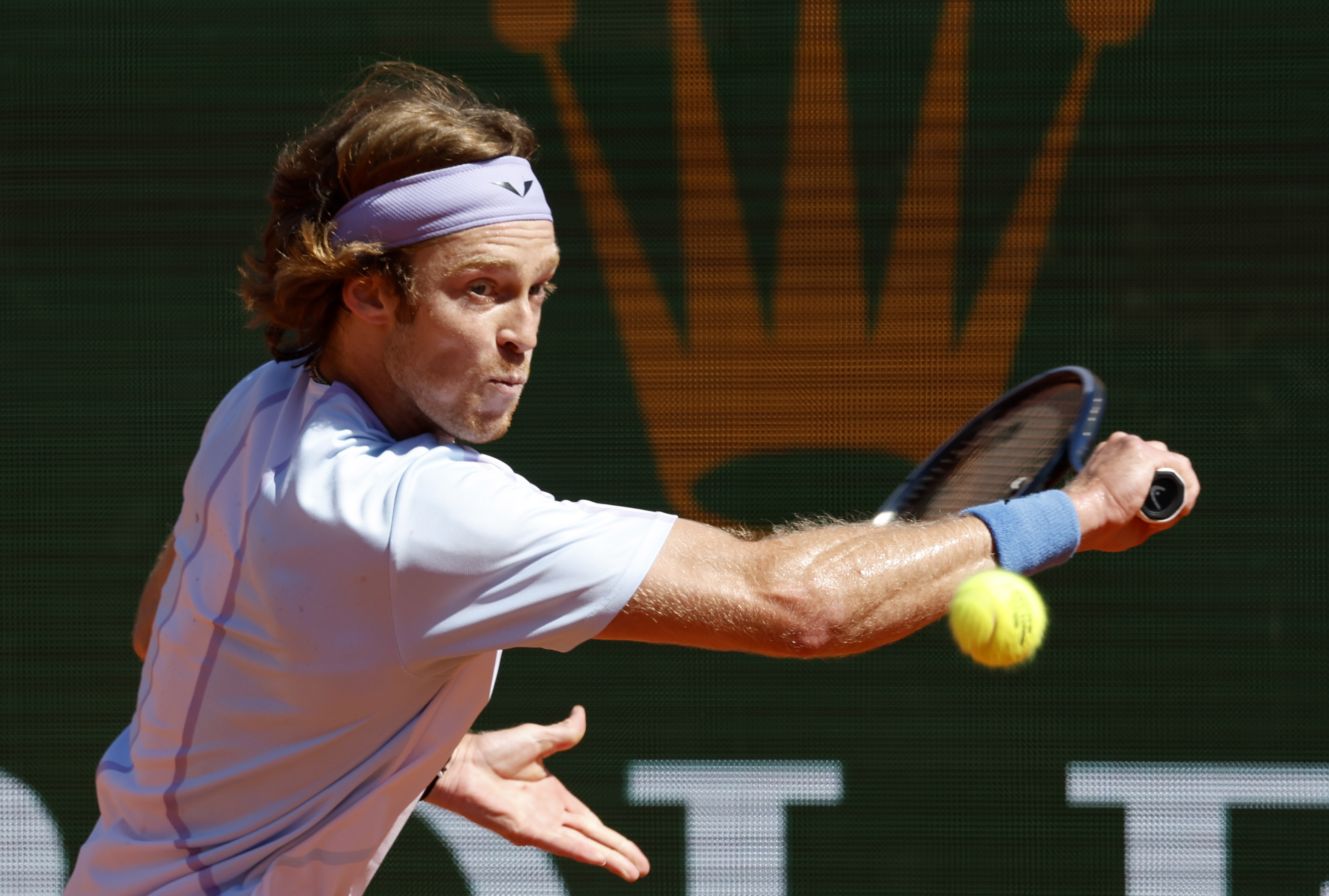 包含蒙特卡洛大师赛完胜温网，兹维列夫状态火热的词条