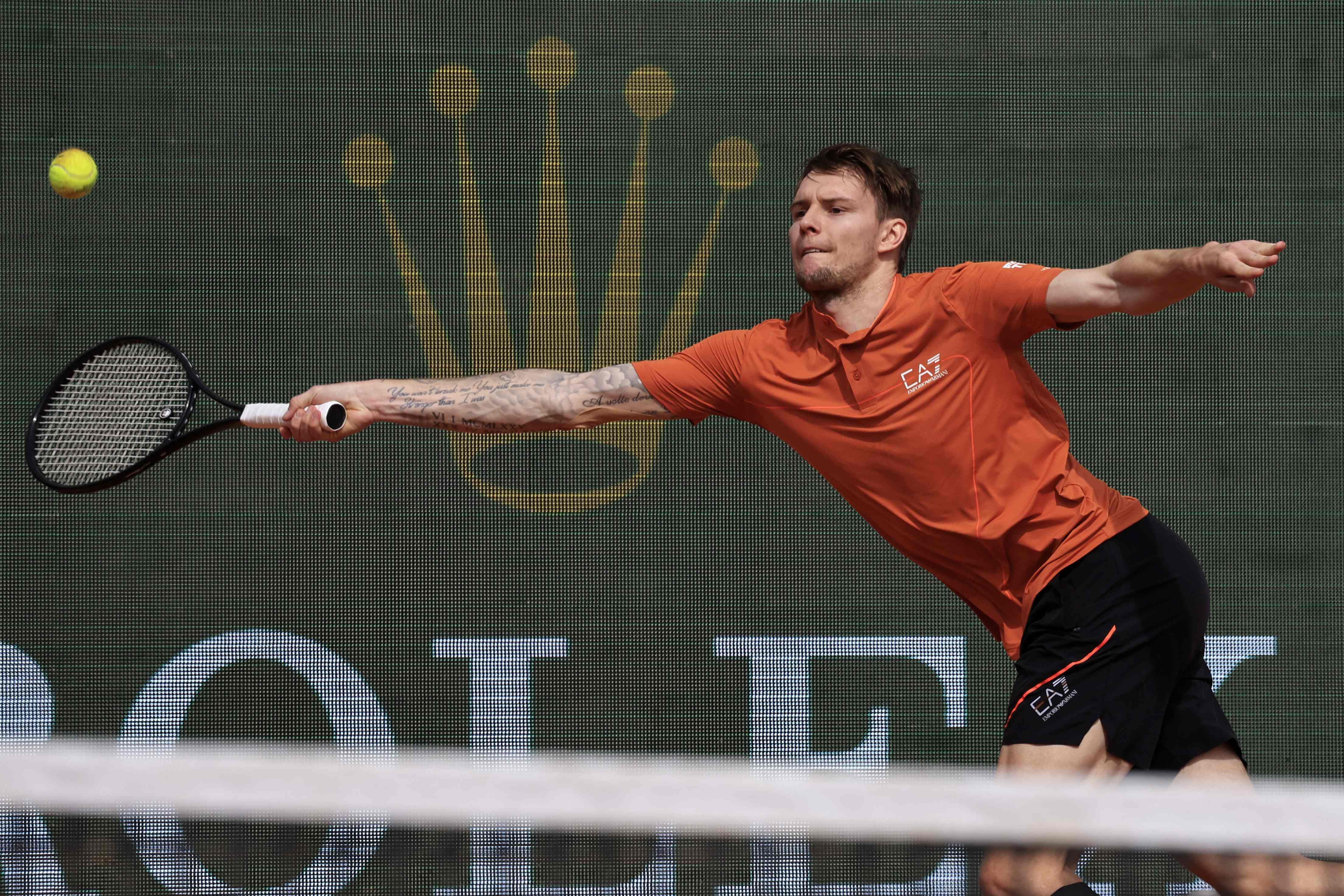 包含蒙特卡洛大师赛完胜温网，兹维列夫状态火热的词条