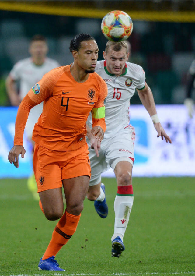 荷兰队在对阵奥地利的比赛中展现实力