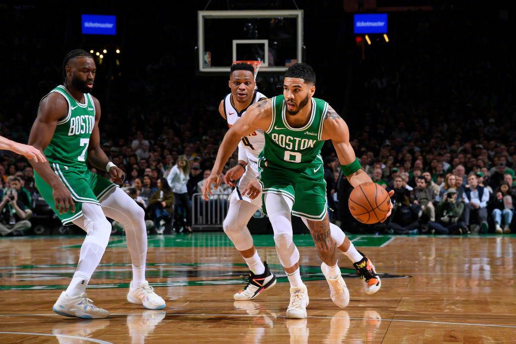 凯尔特人B队逆转湖人，塔图姆爆发神勇