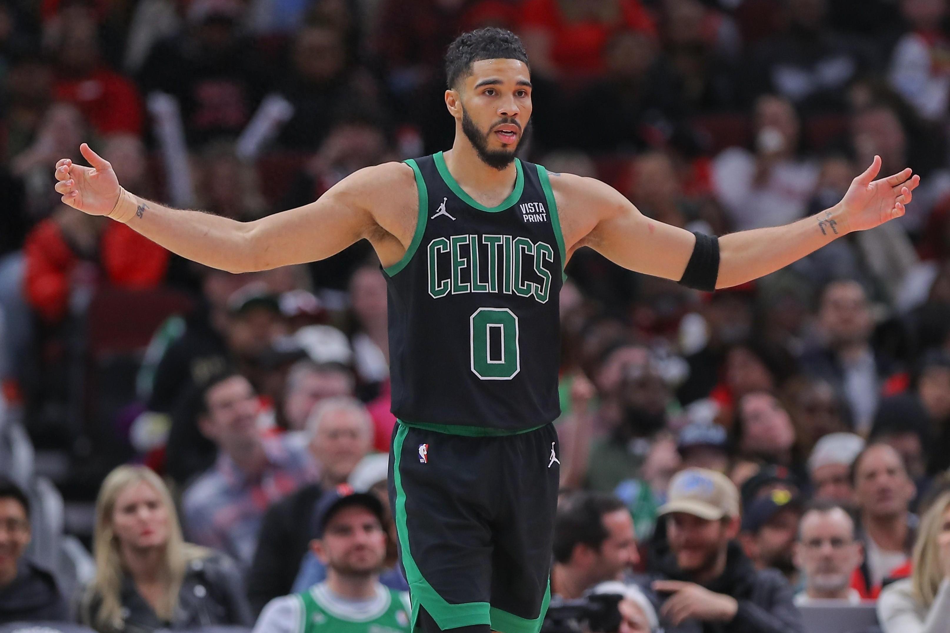 凯尔特人B队逆转湖人，塔图姆爆发神勇