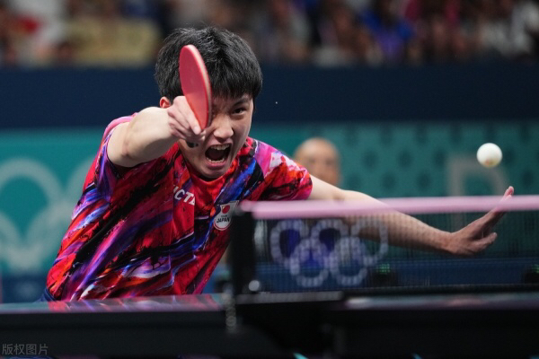 瑞典乒乓球队逆转英国乒乓球队，张本智和关键制胜的简单介绍