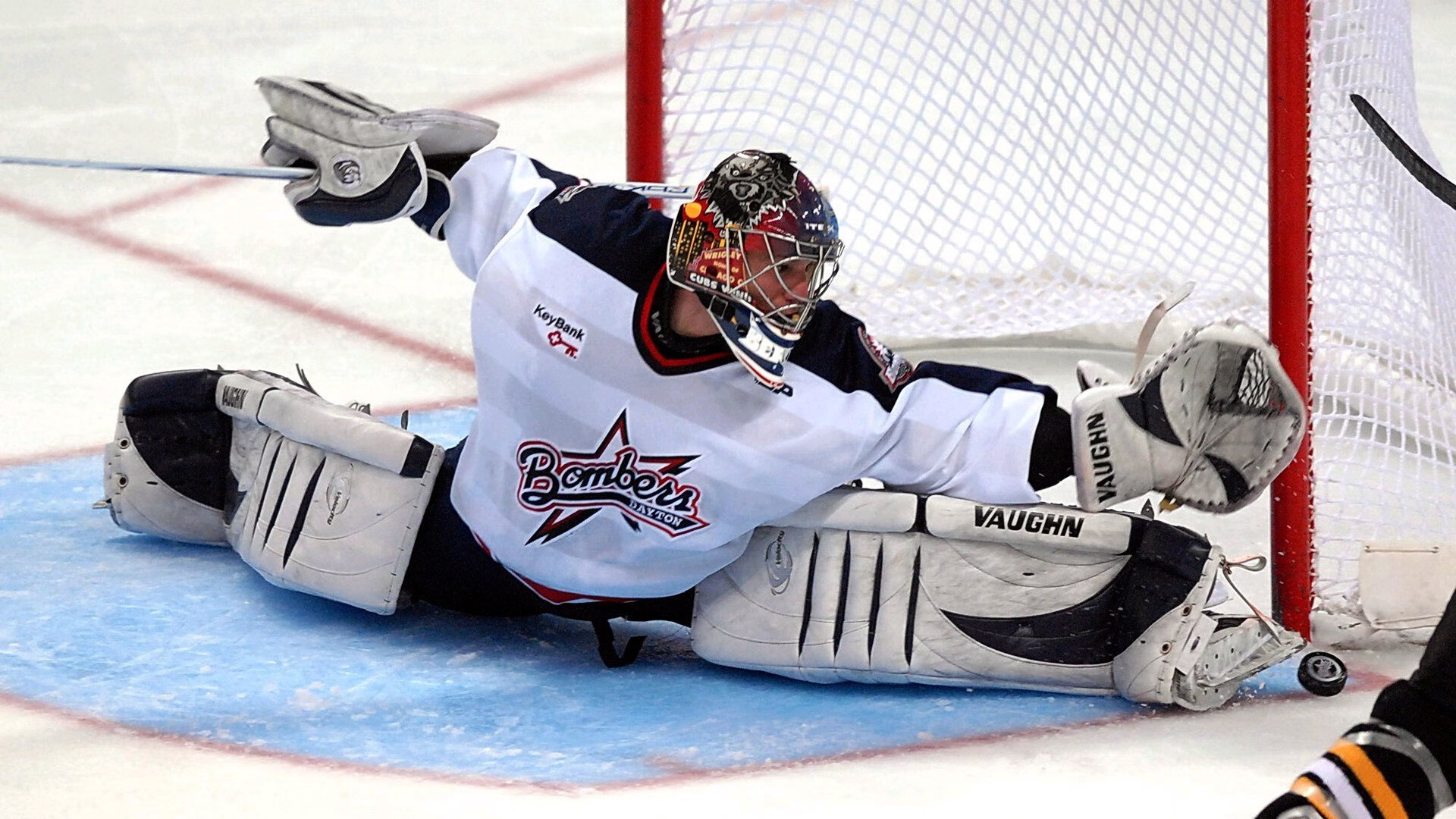 霍勒迪统治攻防两端！湖人险胜灰熊，全场最佳无争议