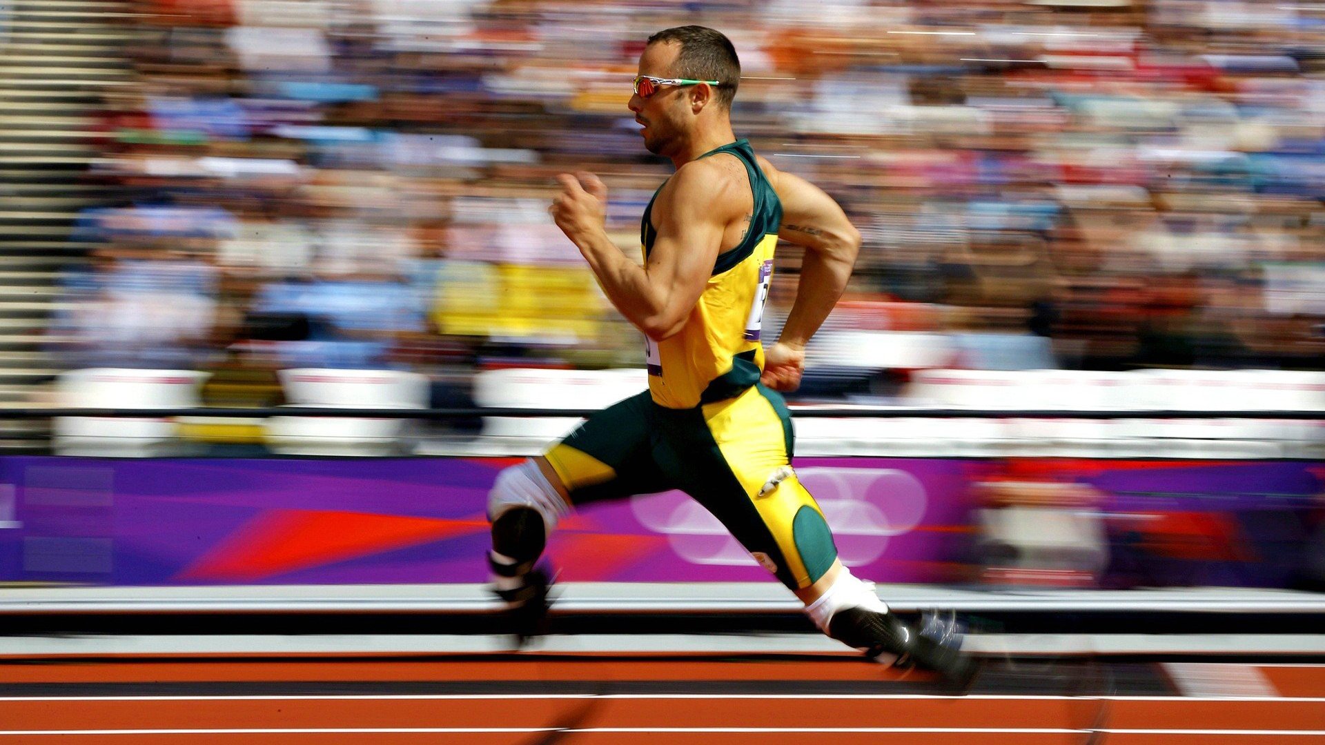 布克关键一击定乾坤，广东队跨洋淘汰赛力克马刺创历史